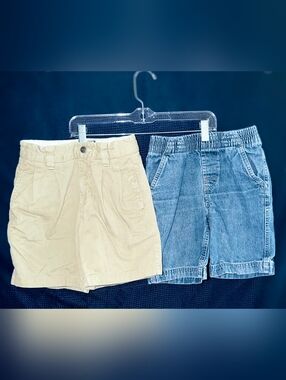 Lot Of Two Youth Size 6 Shorts